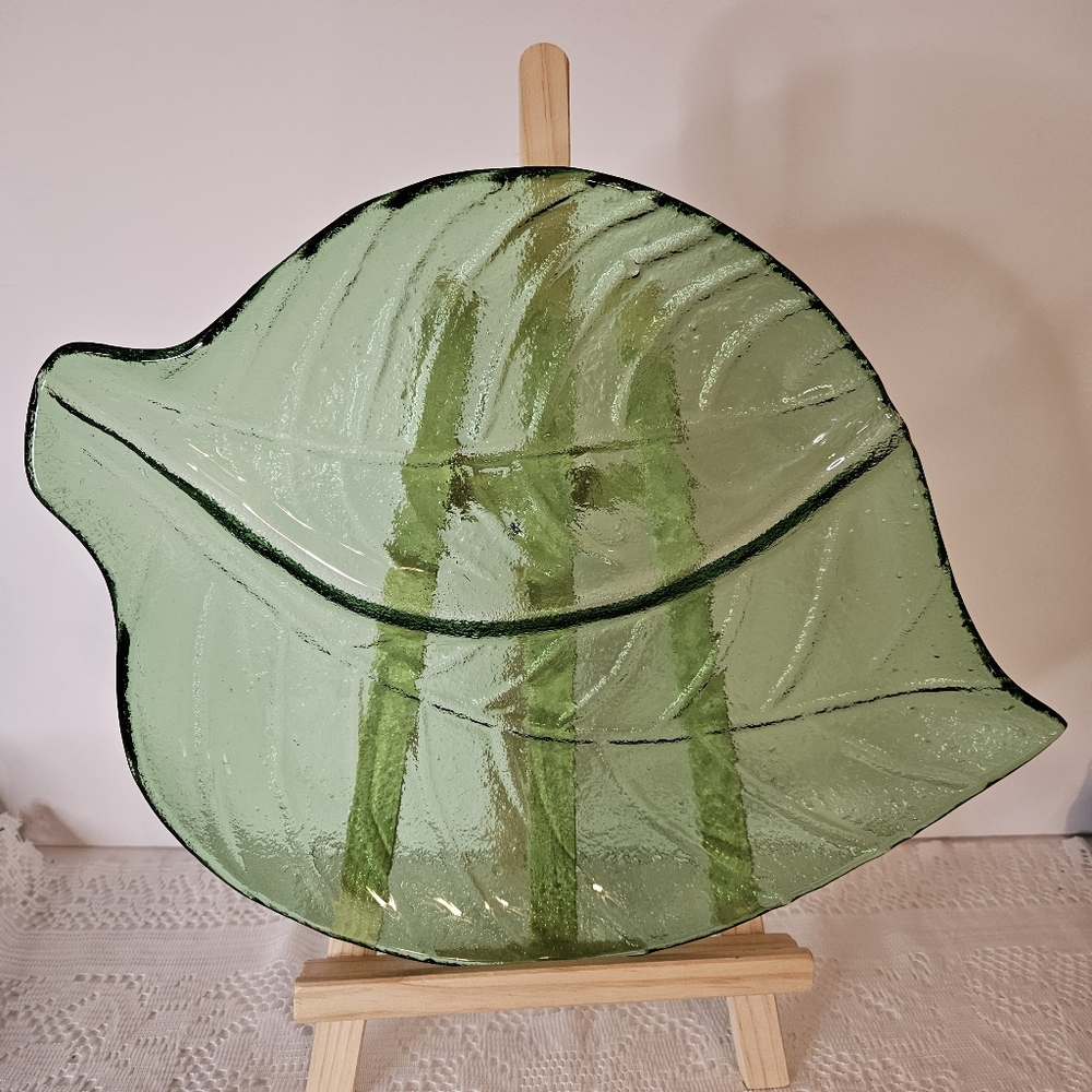 Rare Find Green Leaf Glass Platter Sectional Serving Tray Kitchen Art Glassware